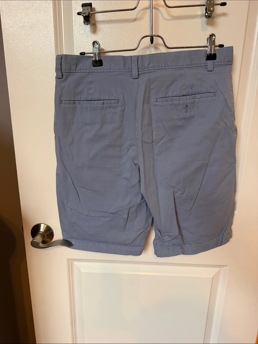 Banana Republic Men’s Light Blue Flat-Front Shorts